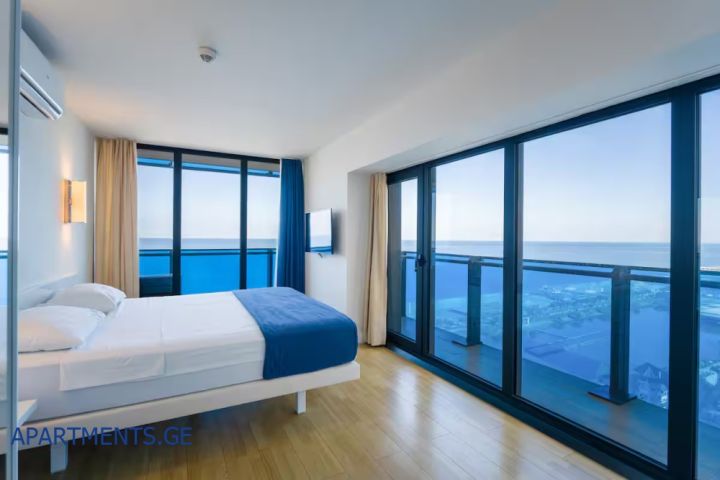 Panoramic 3-room apartment, block C · No. 2202